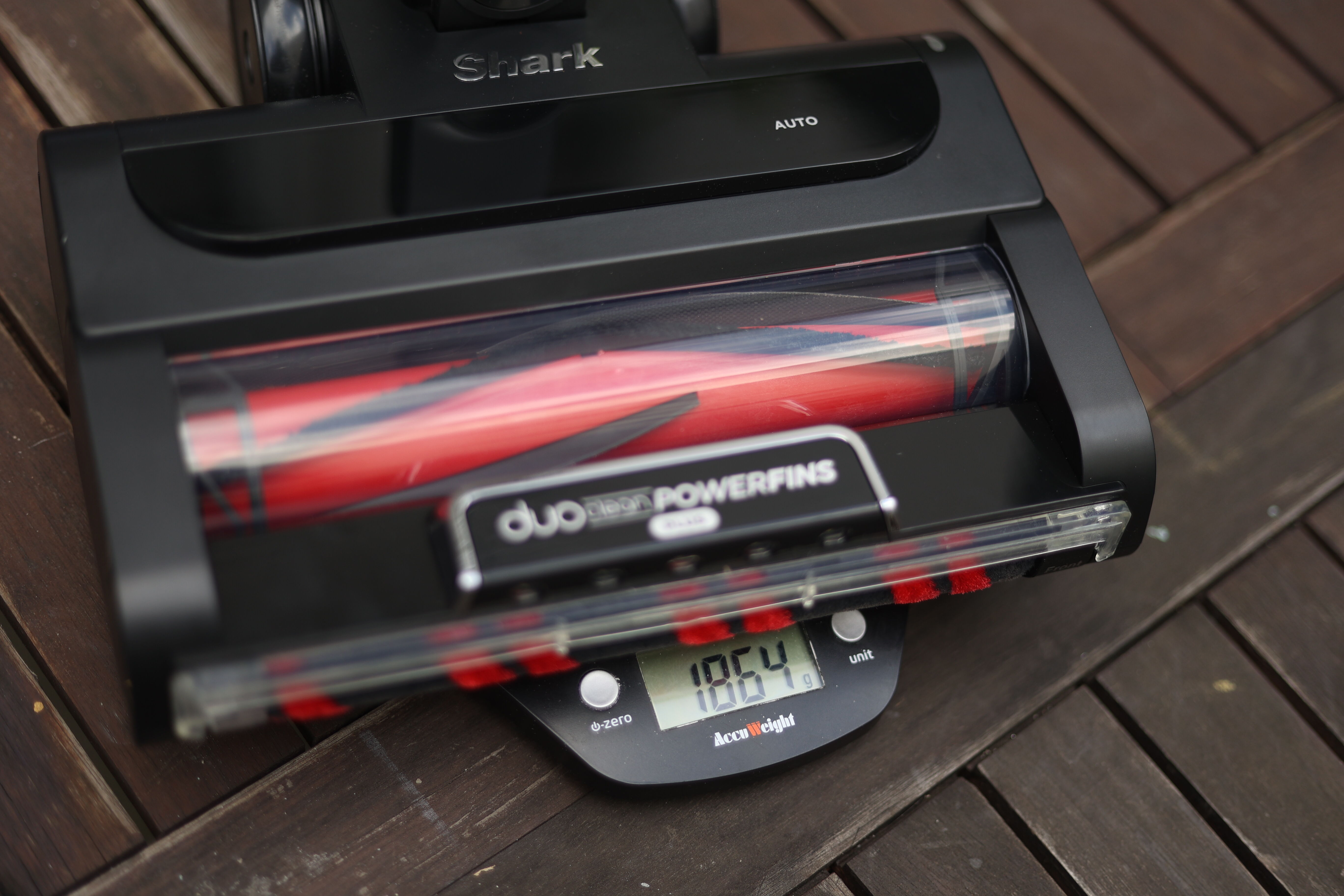 Weight of the Shark Stratos DuoClean floorhead. 